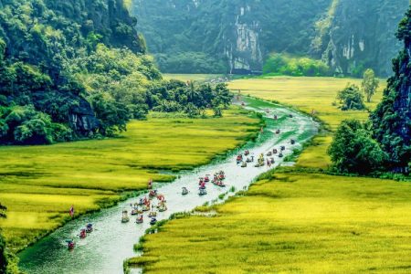 Discover Vietnam: Hanoi & Halong Bay