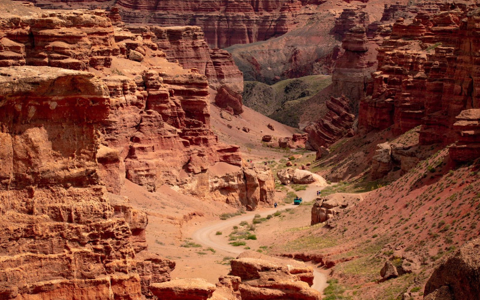 Discover Almaty This Eid – Nature, Culture & Mountains Await