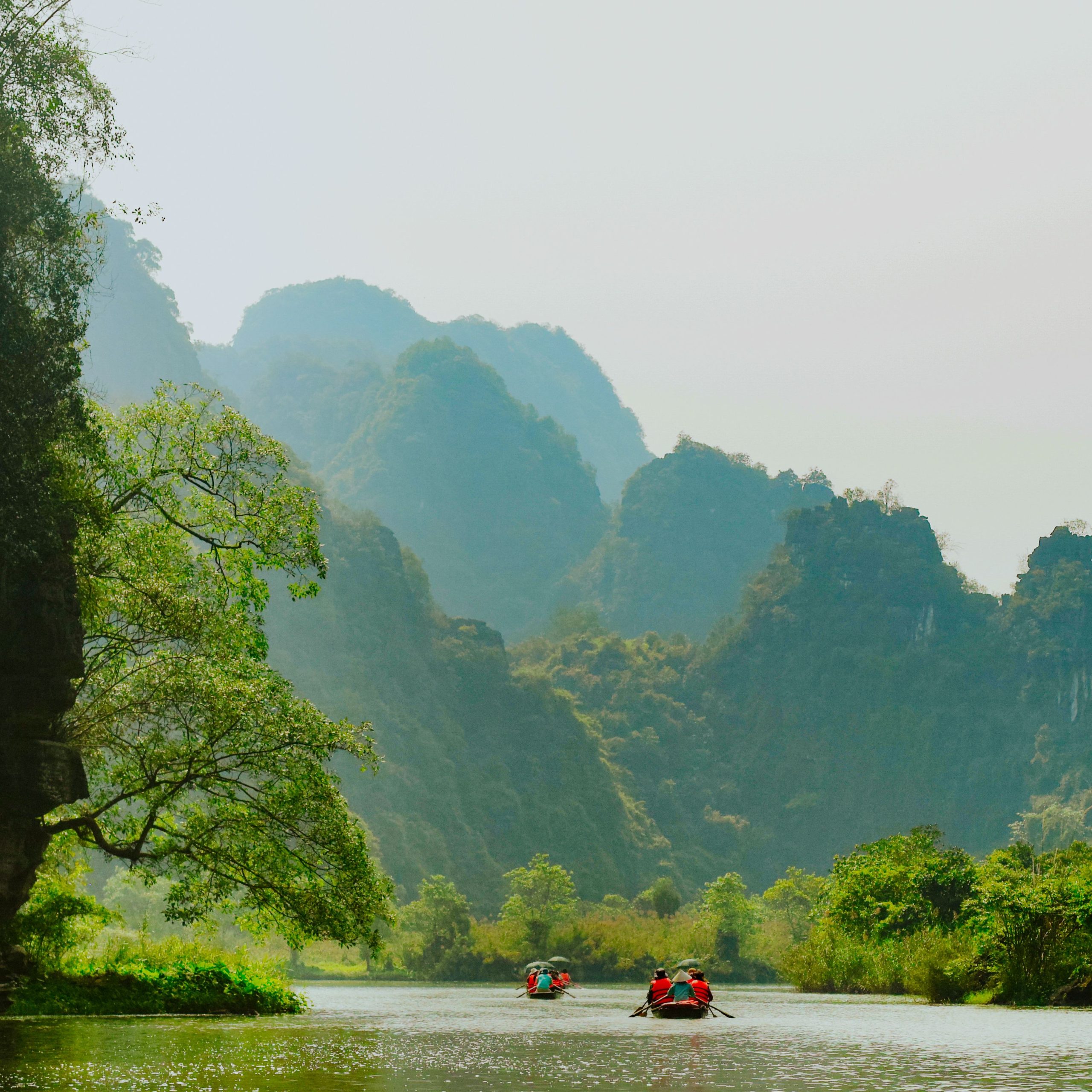 Vietnam Tour Package: Hanoi, Ninh Binh & Halong Bay Cruise | 4N 5D