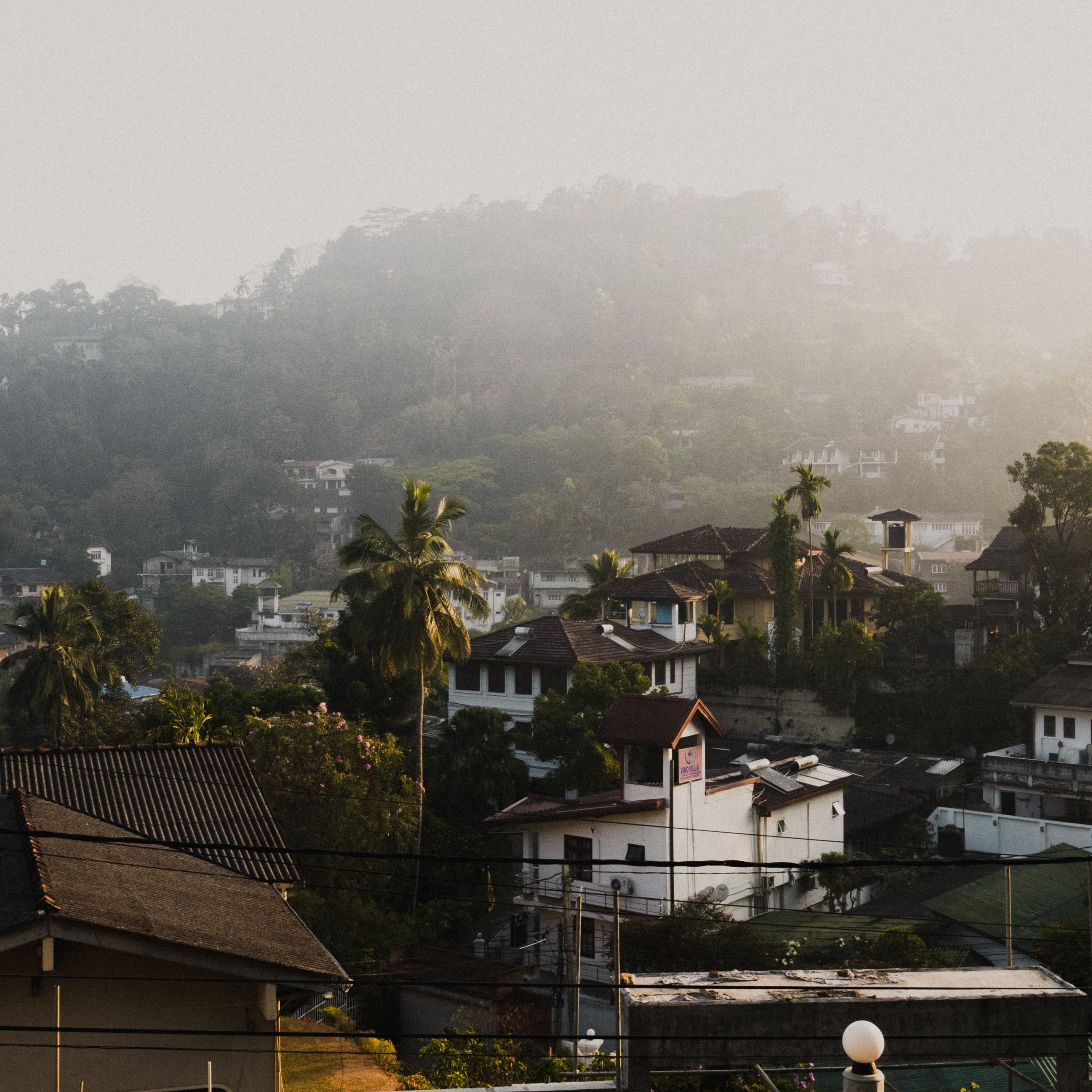 Sri Lanka Tour Package: Explore Kandy, Nuwara Eliya, Bentota & Colombo | 4N 5D