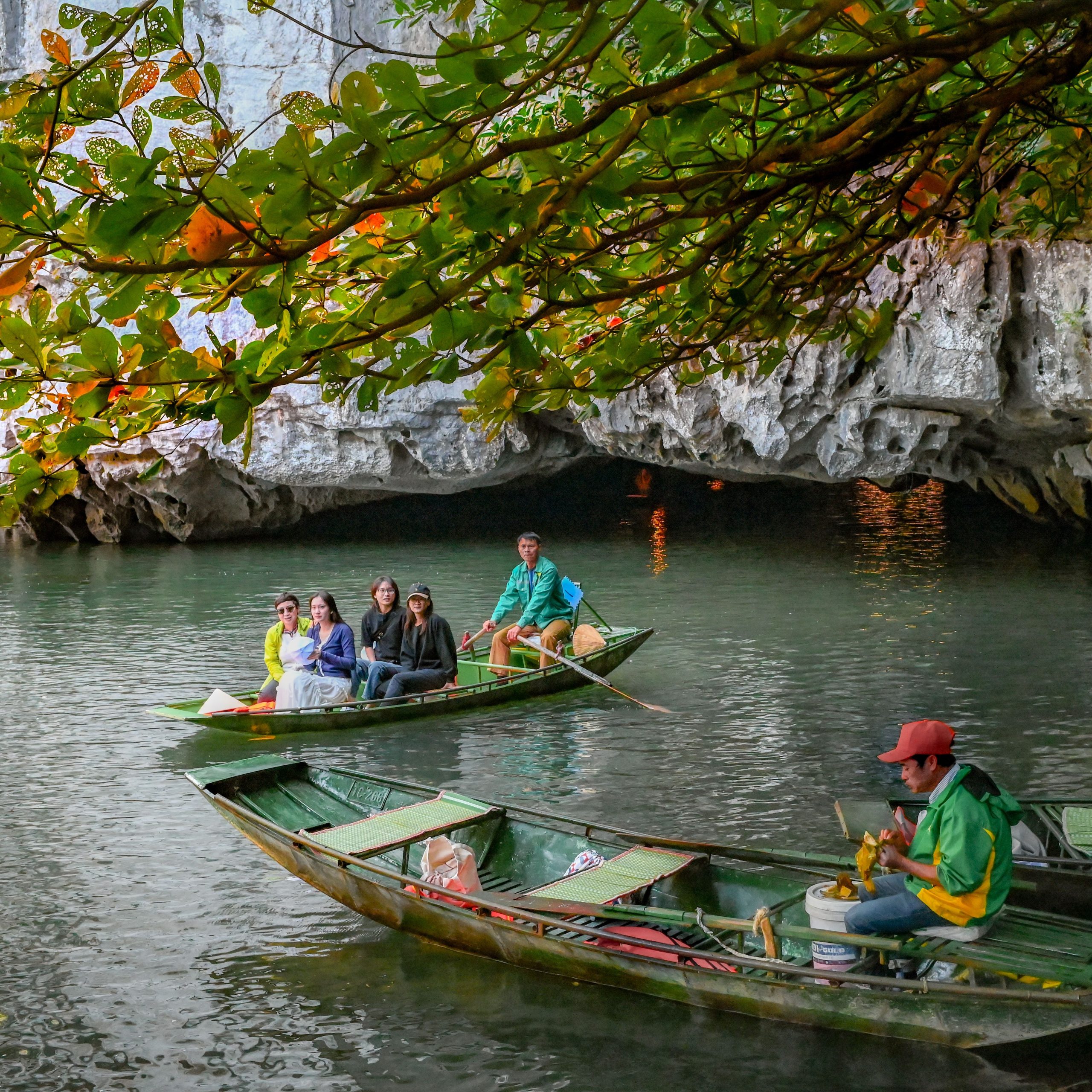 Vietnam Tour Package: Hanoi, Ninh Binh & Halong Bay Cruise | 4N 5D
