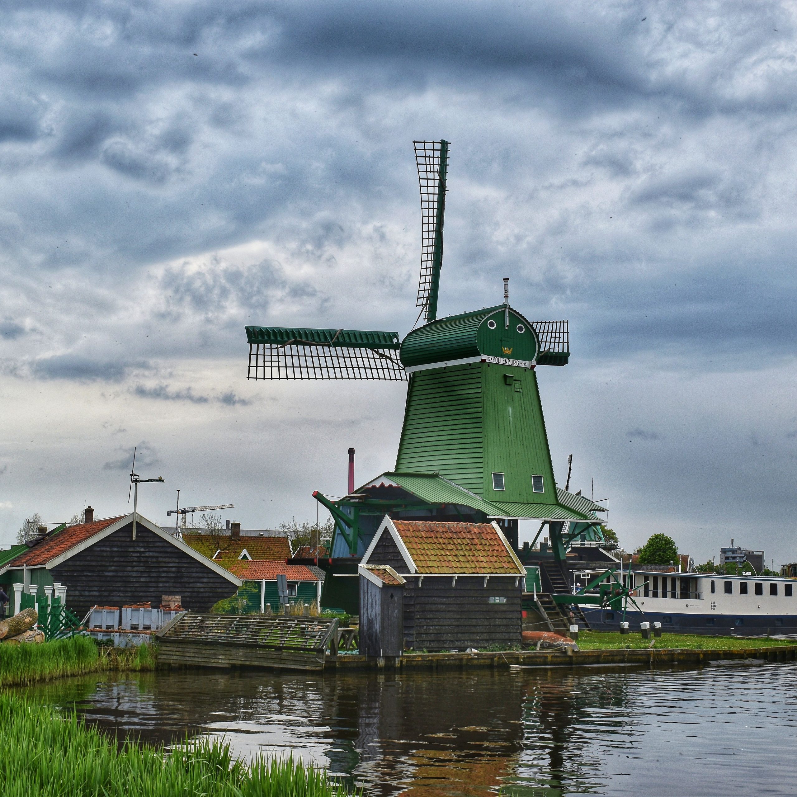 Best of Europe Tour Package – France, Netherlands, Germany & Switzerland | 8N 9D