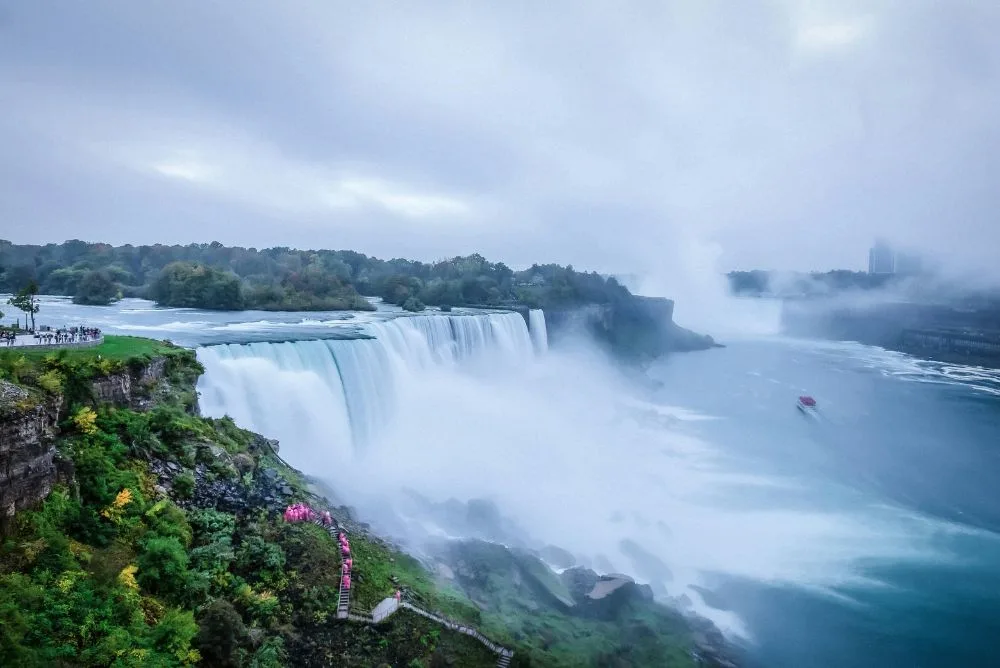 Mist rising from Niagara Falls as the water drops into the gorge